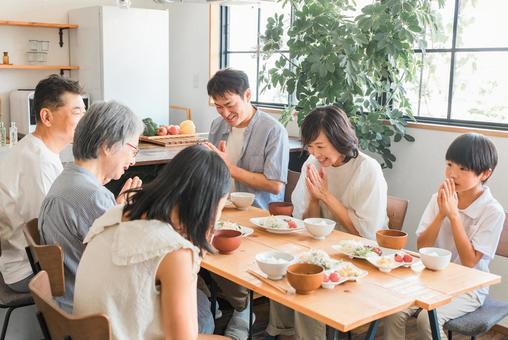【筑後・久留米・八女】実家への帰省は「相続」の話し合い時！不動産売却と相続税対策の進め方